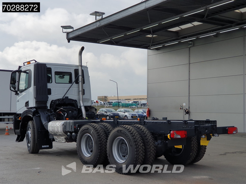 Iveco X-Way 460 6X4 New! Retarder steelsuspension Big-Axle Automatic Navi Euro 6 - Caminhão chassi: foto 2 Iveco X-Way 460 6X4 New! Retarder steelsuspension Big-Axle Automatic Navi Euro 6 - Caminhão chassi: foto 2