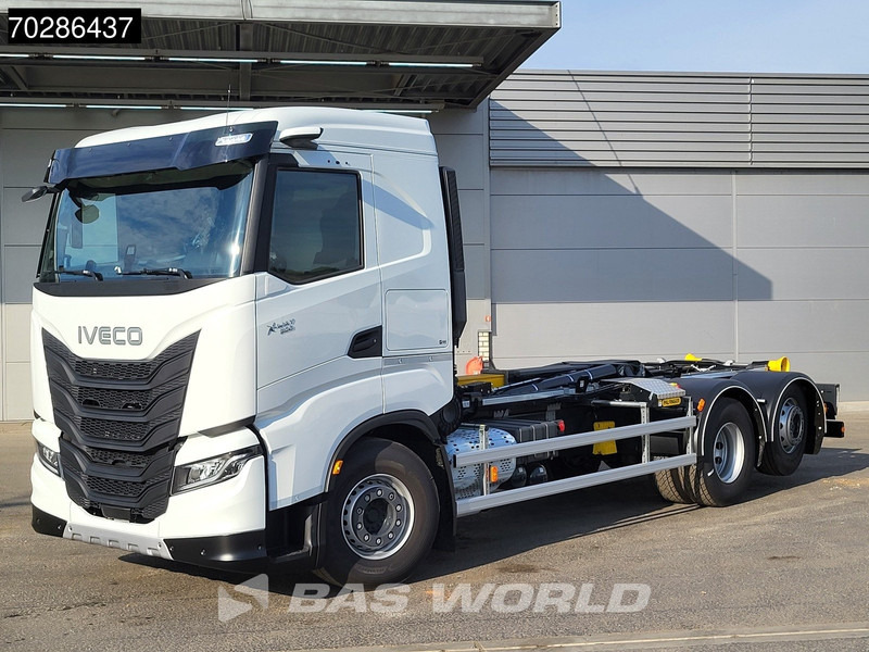 Iveco X-Way 580 6X2 Palfinger PHT20SLD5 Hooklift Lift+steering Axle Automatic Navi ACC LED Euro 6 - Caminhão polibenne: foto 5 Iveco X-Way 580 6X2 Palfinger PHT20SLD5 Hooklift Lift+steering Axle Automatic Navi ACC LED Euro 6 - Caminhão polibenne: foto 5