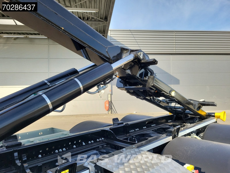 Iveco X-Way 580 6X2 Palfinger PHT20SLD5 Hooklift Lift+steering Axle Automatic Navi ACC LED Euro 6 - Caminhão polibenne: foto 3 Iveco X-Way 580 6X2 Palfinger PHT20SLD5 Hooklift Lift+steering Axle Automatic Navi ACC LED Euro 6 - Caminhão polibenne: foto 3