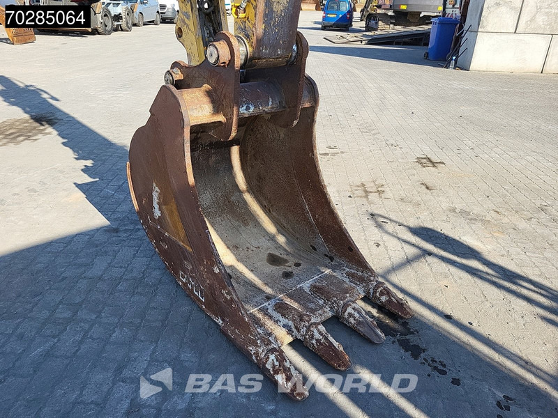 Escavadeira de rodas Komatsu PW148 -8: foto 14