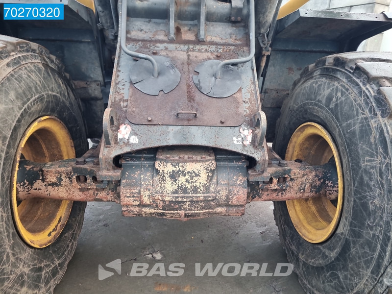 Carregadeira de rodas Komatsu WA380-6: foto 8
