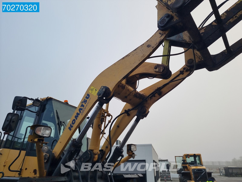 Carregadeira de rodas Komatsu WA380-6: foto 12