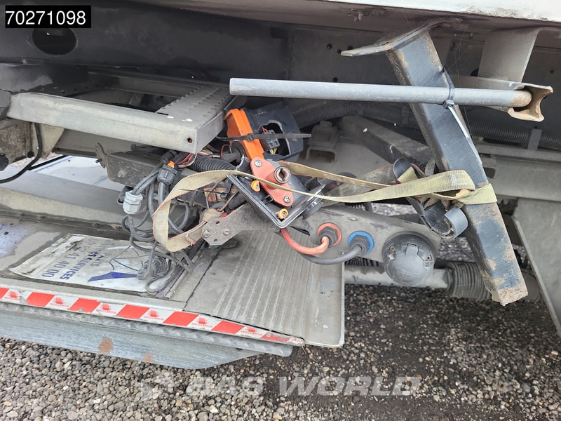 Krone SD Tailgate Liftachse Ladebordwand - Semireboque frigorífico: foto 3 Krone SD Tailgate Liftachse Ladebordwand - Semireboque frigorífico: foto 3