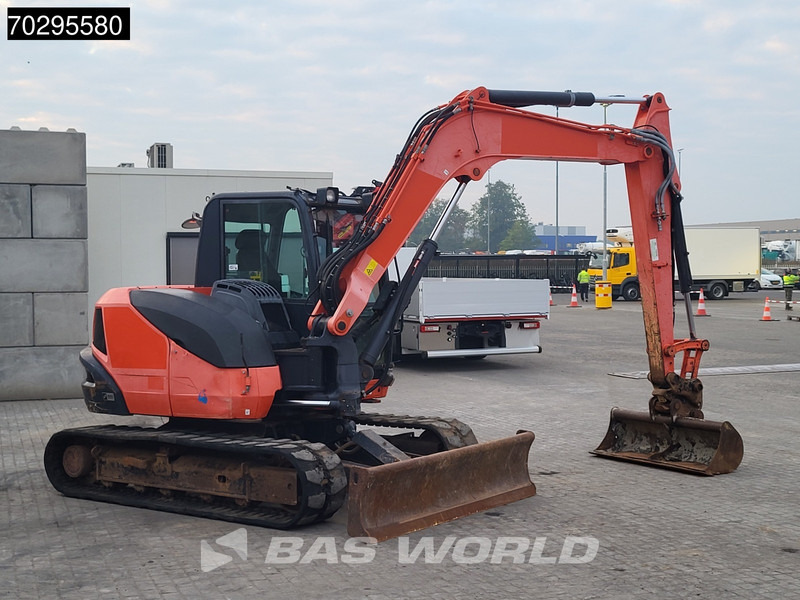 Mini escavadeira Kubota KX080-4a: foto 8