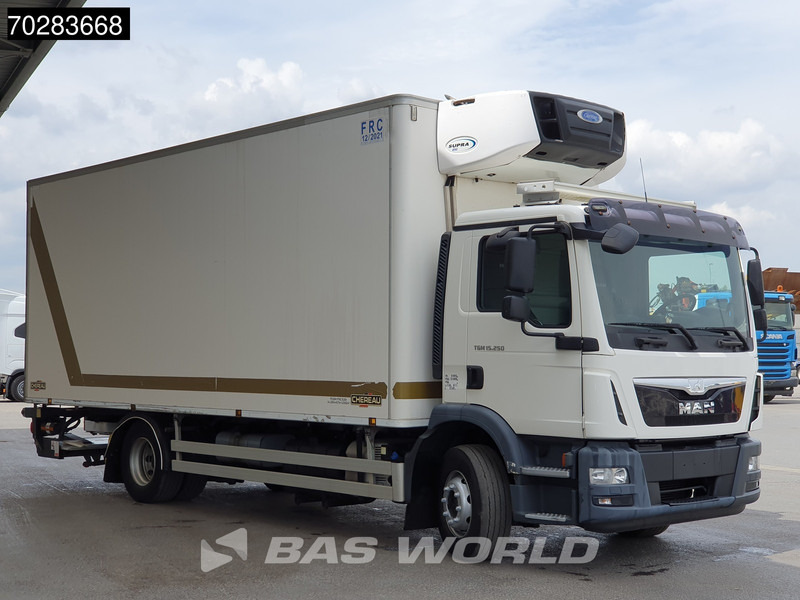 MAN TGM 15.250 4X2 Carrier Supra 850 Cooler Tailgate Euro 6 - Caminhão frigorífico: foto 3 MAN TGM 15.250 4X2 Carrier Supra 850 Cooler Tailgate Euro 6 - Caminhão frigorífico: foto 3