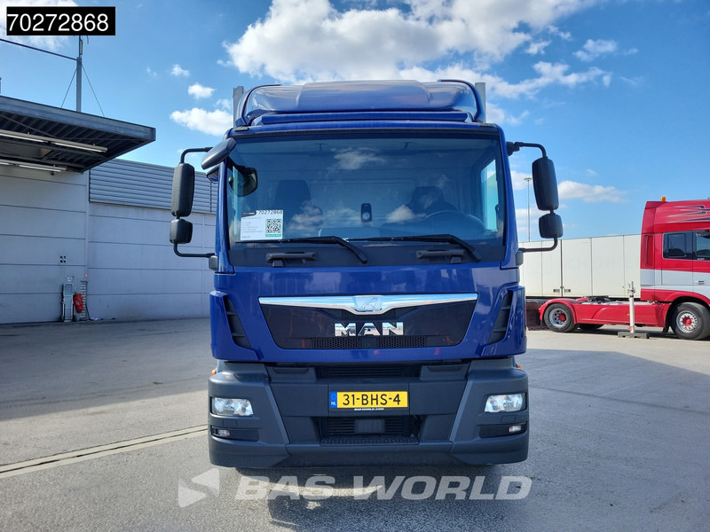 Caminhão frigorífico MAN TGM 18.250 4X2 19tons NL-Truck Carrier VECTOR 1950 MT Ladebordwand Euro 6: foto 10