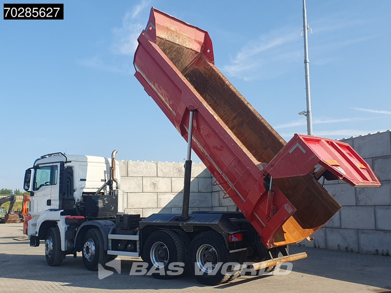 MAN TGS 41.440 8X4 15m3 Retarder Big-Axle Steelsuspension Euro 6 - Caminhão basculante: foto 2 MAN TGS 41.440 8X4 15m3 Retarder Big-Axle Steelsuspension Euro 6 - Caminhão basculante: foto 2