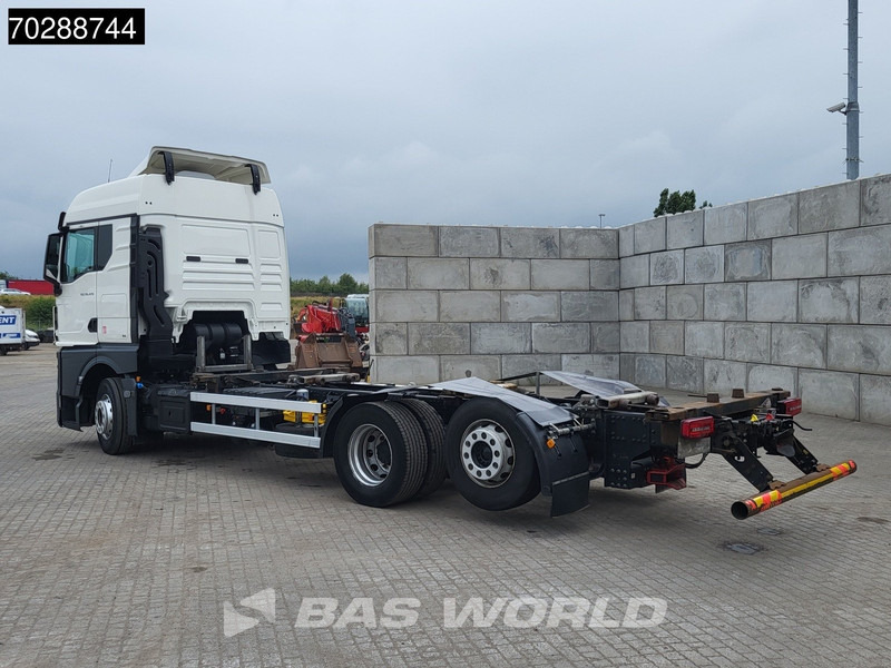 MAN TGX 26.470 6X2 BDF Retarder Lift Axle Standklima Automatic LED Euro 6 - Caminhão transportador de contêineres/ Caixa móvel: foto 2 MAN TGX 26.470 6X2 BDF Retarder Lift Axle Standklima Automatic LED Euro 6 - Caminhão transportador de contêineres/ Caixa móvel: foto 2