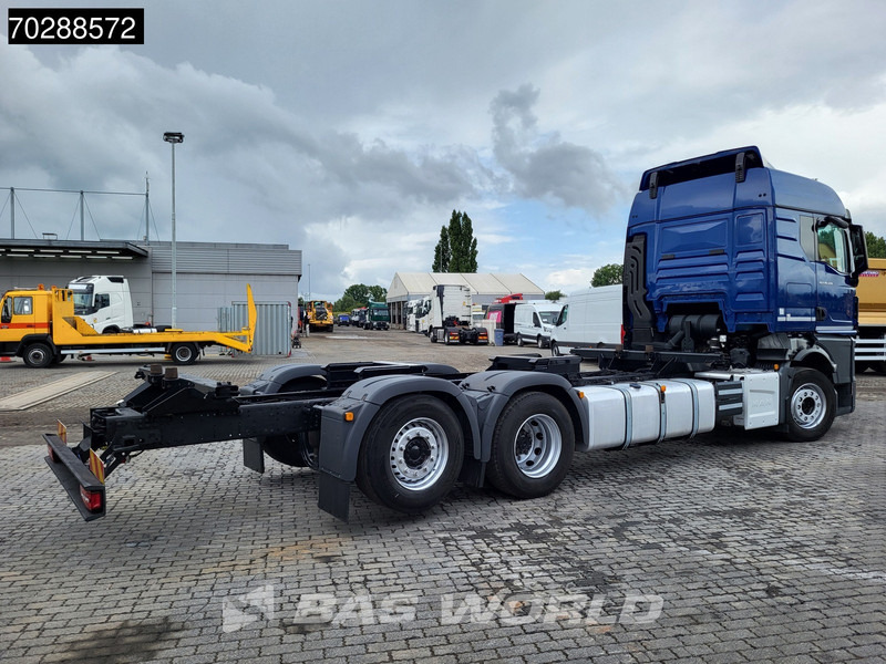 MAN TGX 26.470 6X2 BDF Retarder Lift+Steering-Axle ACC Euro 6 - Caminhão transportador de contêineres/ Caixa móvel: foto 5 MAN TGX 26.470 6X2 BDF Retarder Lift+Steering-Axle ACC Euro 6 - Caminhão transportador de contêineres/ Caixa móvel: foto 5