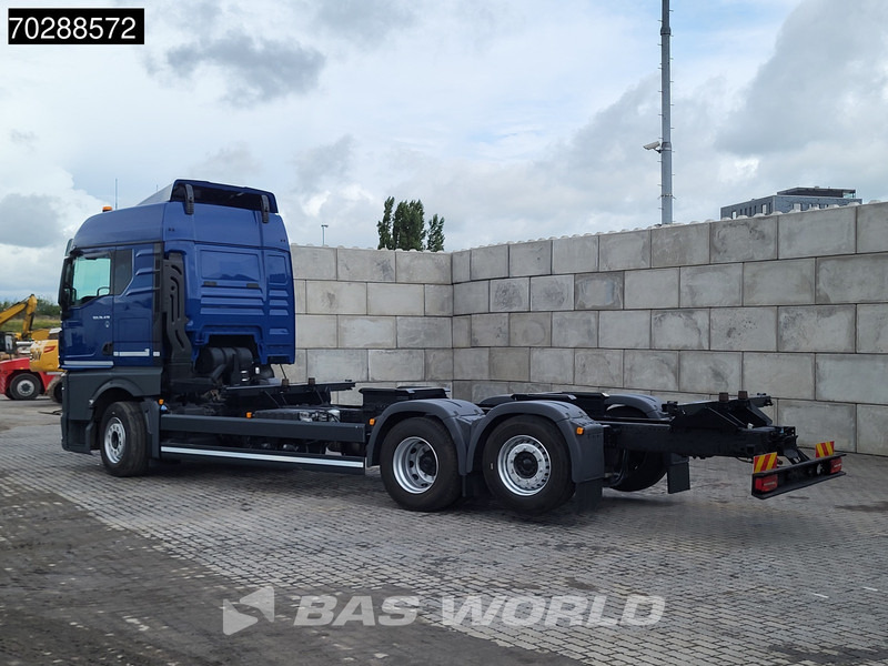MAN TGX 26.470 6X2 BDF Retarder Lift+Steering-Axle ACC Euro 6 - Caminhão transportador de contêineres/ Caixa móvel: foto 2 MAN TGX 26.470 6X2 BDF Retarder Lift+Steering-Axle ACC Euro 6 - Caminhão transportador de contêineres/ Caixa móvel: foto 2