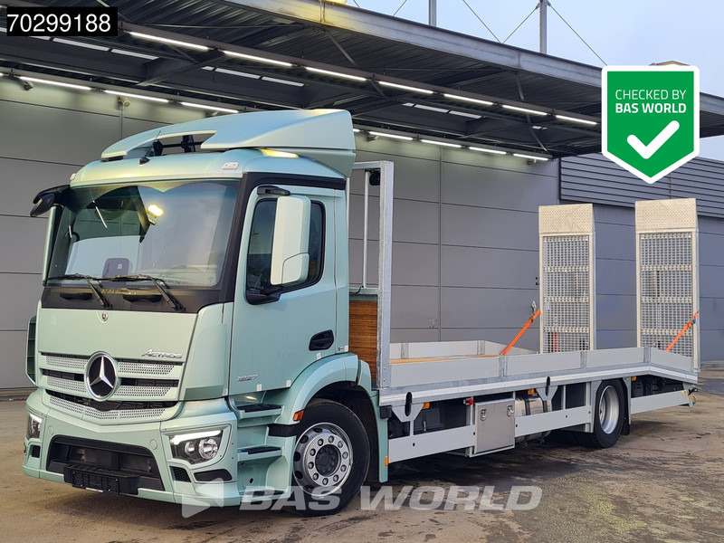 Mercedes-Benz Actros 1827 4X2 NEW! 18tons Machine transporter Oprijwagen Hydraulic ramps Air suspension - Caminhão transporte de veículos: foto 1 Mercedes-Benz Actros 1827 4X2 NEW! 18tons Machine transporter Oprijwagen Hydraulic ramps Air suspension - Caminhão transporte de veículos: foto 1