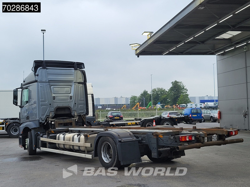 Mercedes-Benz Actros 1843 4X2 BDF 2xTanks Automatic Euro 6 - Caminhão transportador de contêineres/ Caixa móvel: foto 2 Mercedes-Benz Actros 1843 4X2 BDF 2xTanks Automatic Euro 6 - Caminhão transportador de contêineres/ Caixa móvel: foto 2