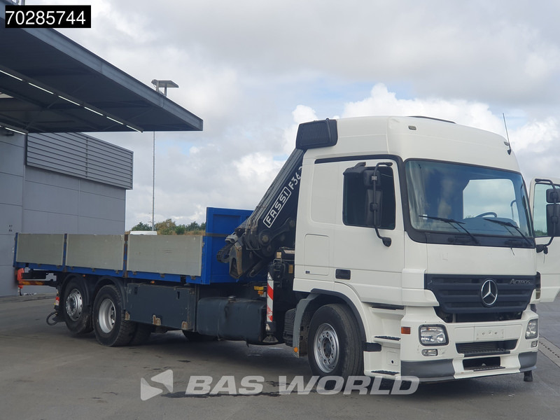 Mercedes-Benz Actros 2532 6X2 Fassi F330D3 Crane Kran Lift+steering Axle 3-Pedals Euro 3 - Camião de caixa aberta/ Plataforma, Caminhão grua: foto 2 Mercedes-Benz Actros 2532 6X2 Fassi F330D3 Crane Kran Lift+steering Axle 3-Pedals Euro 3 - Camião de caixa aberta/ Plataforma, Caminhão grua: foto 2