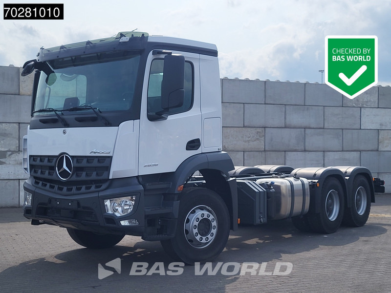 Mercedes-Benz Arocs 2636 6X4 Big-Axle Steelsuspension Euro 6 - Caminhão chassi: foto 1 Mercedes-Benz Arocs 2636 6X4 Big-Axle Steelsuspension Euro 6 - Caminhão chassi: foto 1