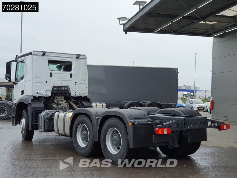 Mercedes-Benz Arocs 2636 6X4 NEW chassis Flywheel PTO Big-Axle Automatic Steelsuspension Euro 6 - Caminhão chassi: foto 2 Mercedes-Benz Arocs 2636 6X4 NEW chassis Flywheel PTO Big-Axle Automatic Steelsuspension Euro 6 - Caminhão chassi: foto 2