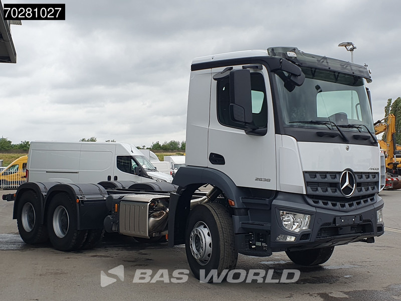 Mercedes-Benz Arocs 2636 6X4 NEW chassis Flywheel PTO Big-Axle Automatic Steelsuspension Euro 6 - Caminhão chassi: foto 3 Mercedes-Benz Arocs 2636 6X4 NEW chassis Flywheel PTO Big-Axle Automatic Steelsuspension Euro 6 - Caminhão chassi: foto 3