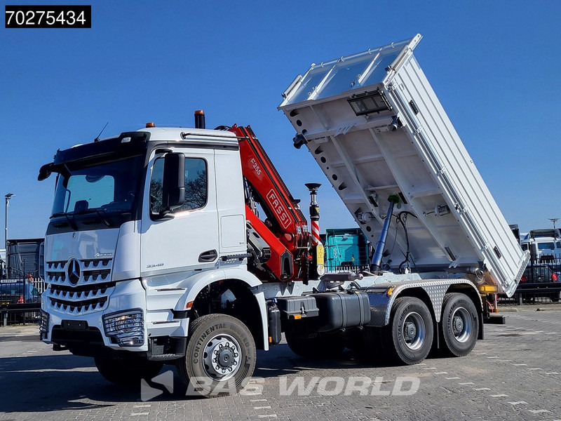 Locação de Mercedes-Benz Arocs 3348 6X6 Fassi F255A.2.24 xe-dynamic Kran Dreiseitenkipper Navi Euro 6 Mercedes-Benz Arocs 3348 6X6 Fassi F255A.2.24 xe-dynamic Kran Dreiseitenkipper Navi Euro 6: foto 6