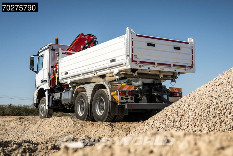 Mercedes-Benz Arocs 3348 6X6 Full Steel Retarder Fassi 25T/M Crane Kran Euro 6 - Caminhão basculante, Caminhão grua: foto 5 Mercedes-Benz Arocs 3348 6X6 Full Steel Retarder Fassi 25T/M Crane Kran Euro 6 - Caminhão basculante, Caminhão grua: foto 5