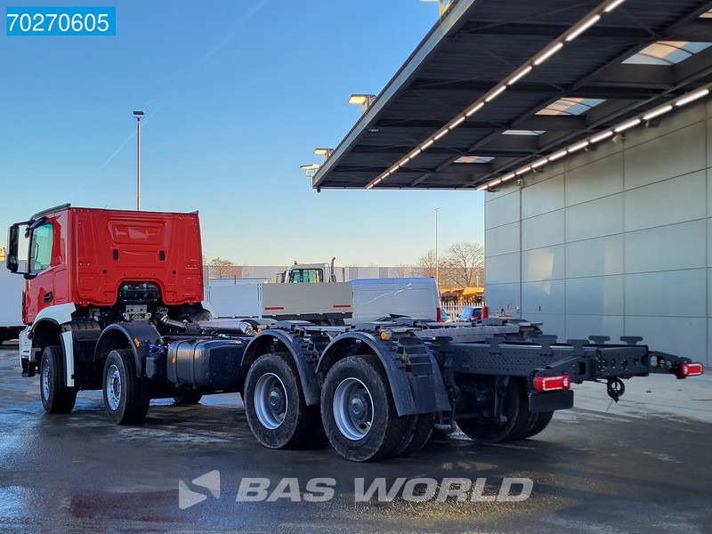 Mercedes-Benz Arocs 4843 8X4 NEW chassis RHD! Steel suspension Automatic Euro 6 - Caminhão chassi: foto 2 Mercedes-Benz Arocs 4843 8X4 NEW chassis RHD! Steel suspension Automatic Euro 6 - Caminhão chassi: foto 2