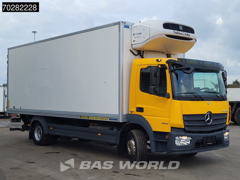 Mercedes-Benz Atego 1324 Atego 4X2 Thermo king T-1200R 1500kg Ladebordwand Automatic Euro 6 - Caminhão frigorífico: foto 3 Mercedes-Benz Atego 1324 Atego 4X2 Thermo king T-1200R 1500kg Ladebordwand Automatic Euro 6 - Caminhão frigorífico: foto 3
