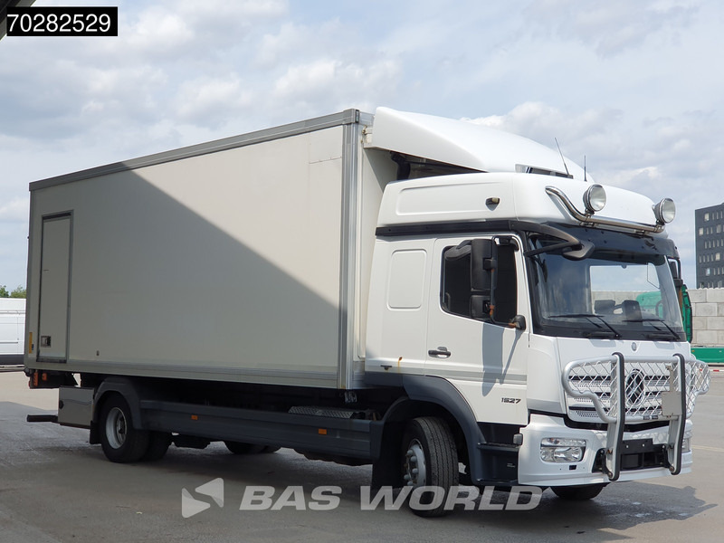 Mercedes-Benz Atego 1527 Atego 4X2 15tonner Automatic 2000kg Ladebordwand Euro 6 - Caminhão furgão: foto 3 Mercedes-Benz Atego 1527 Atego 4X2 15tonner Automatic 2000kg Ladebordwand Euro 6 - Caminhão furgão: foto 3