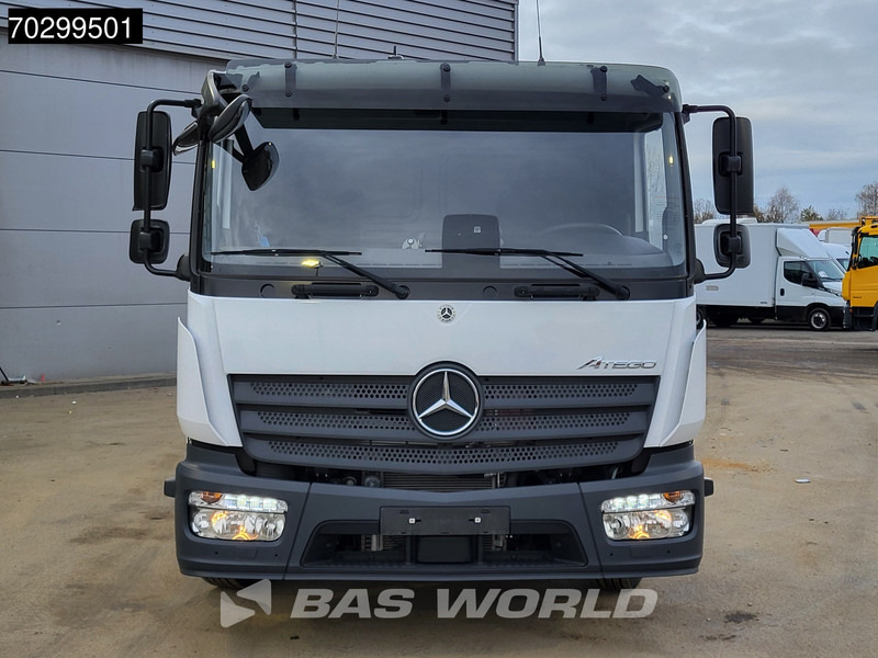 Caminhão chassi Mercedes-Benz Atego 816 Atego 4X2 LIKE NEW 8tons chassis Automatic PTO Euro 6: foto 6 Caminhão chassi Mercedes-Benz Atego 816 Atego 4X2 LIKE NEW 8tons chassis Automatic PTO Euro 6: foto 6