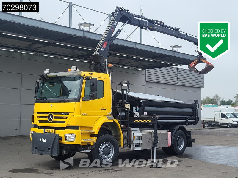 Mercedes-Benz Axor 2124 Axor 4X4 8m3 Tipper HIAB 122 B-2 HIDUO Crane Steel suspension Automatic Big-Axle Euro 5 - Caminhão basculante, Caminhão grua: foto 1 Mercedes-Benz Axor 2124 Axor 4X4 8m3 Tipper HIAB 122 B-2 HIDUO Crane Steel suspension Automatic Big-Axle Euro 5 - Caminhão basculante, Caminhão grua: foto 1