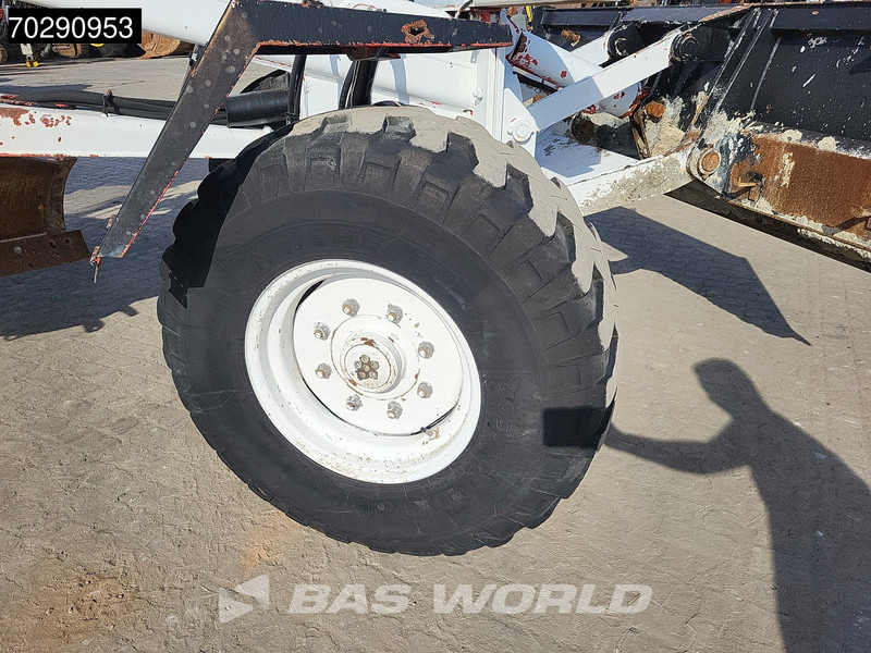 Motoniveladora O & K F106 ENGINE PROBLEMS - NOT DRIVABLE: foto 12