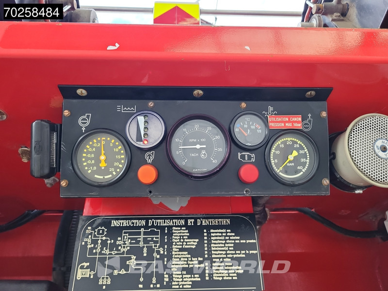 Carro de bombeiro Renault CCFS 6000 4X4 Renault Thomas Sides 6000 Ltr 4x4 Euro 5 Feuerwehr: foto 8 Carro de bombeiro Renault CCFS 6000 4X4 Renault Thomas Sides 6000 Ltr 4x4 Euro 5 Feuerwehr: foto 8