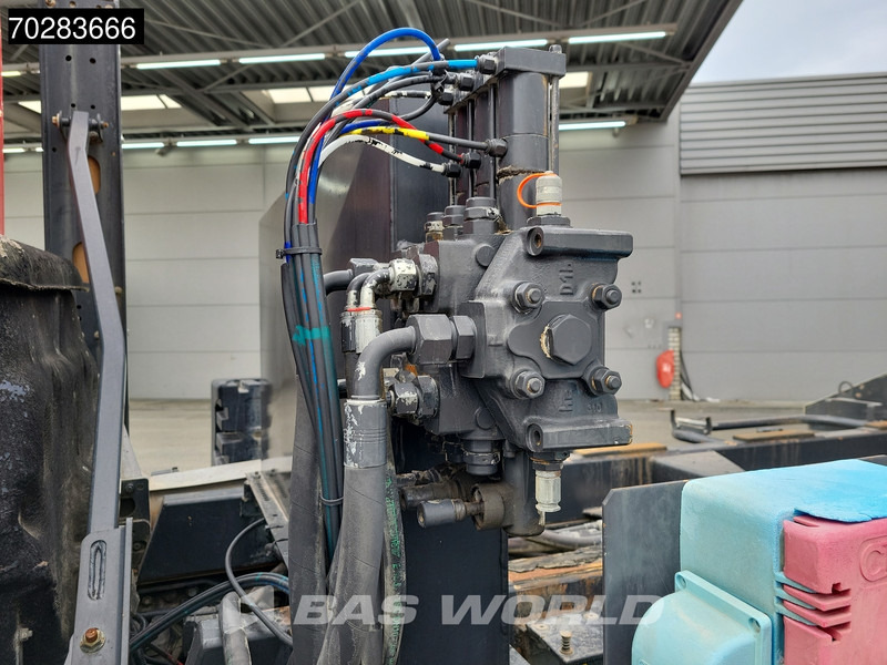 Renault Kerax 430 8X4 16m3 Forez Bennes tipper Full Steel Big-Axle Automatic Euro 5 - Caminhão basculante: foto 2 Renault Kerax 430 8X4 16m3 Forez Bennes tipper Full Steel Big-Axle Automatic Euro 5 - Caminhão basculante: foto 2