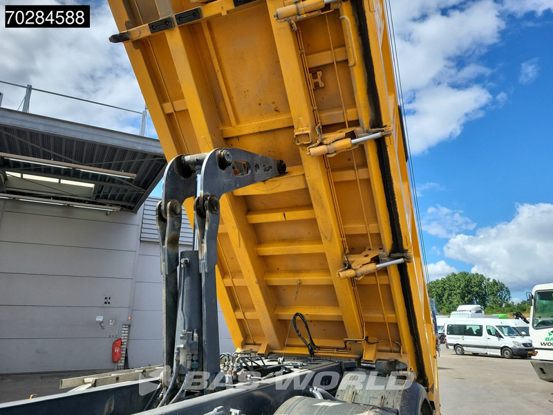 Renault Kerax 480 8X4 13m3 Meiller 2-way tipper Retarder Big-Axle Automatic Euro 5 - Caminhão basculante: foto 5 Renault Kerax 480 8X4 13m3 Meiller 2-way tipper Retarder Big-Axle Automatic Euro 5 - Caminhão basculante: foto 5