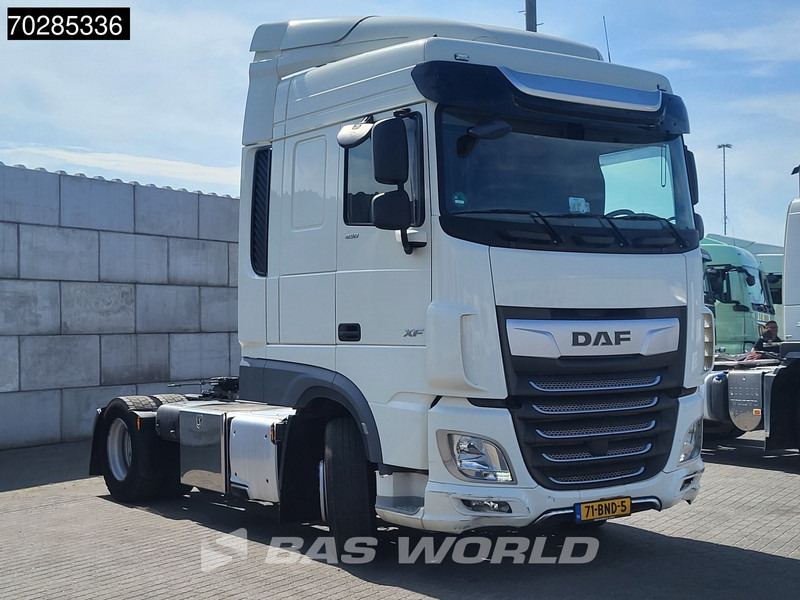 DAF XF 450 4X2 NL-Truck Standklima ACC Euro6 - Tractor: foto 3 DAF XF 450 4X2 NL-Truck Standklima ACC Euro6 - Tractor: foto 3