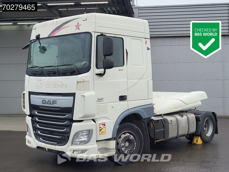 DAF XF 460 4X2 BROKEN! SC Euro 6 - Tractor: foto 1 DAF XF 460 4X2 BROKEN! SC Euro 6 - Tractor: foto 1