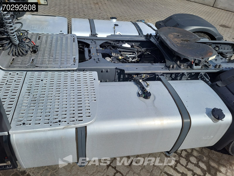 Tractor DAF XF 480 4X2 Mega Standklima 2xTanks ACC Euro 6: foto 11 Tractor DAF XF 480 4X2 Mega Standklima 2xTanks ACC Euro 6: foto 11