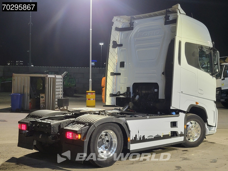 Ford F-Max 500 4X2 Retarder 2x Tanks Standklima Euro 6 - Tractor: foto 5 Ford F-Max 500 4X2 Retarder 2x Tanks Standklima Euro 6 - Tractor: foto 5