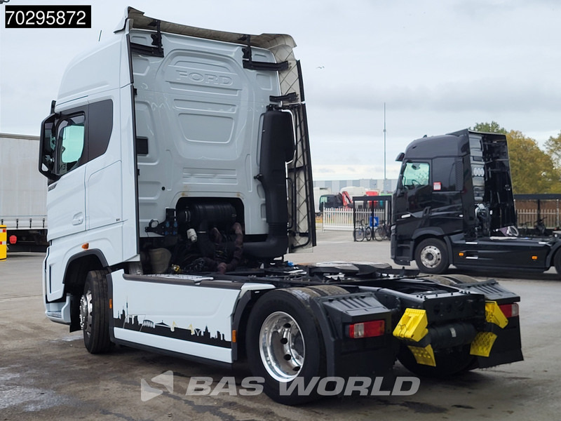 Ford F-Max 500 4X2 Retarder Standairco 2xTanks ACC LED Euro 6 - Tractor: foto 2 Ford F-Max 500 4X2 Retarder Standairco 2xTanks ACC LED Euro 6 - Tractor: foto 2