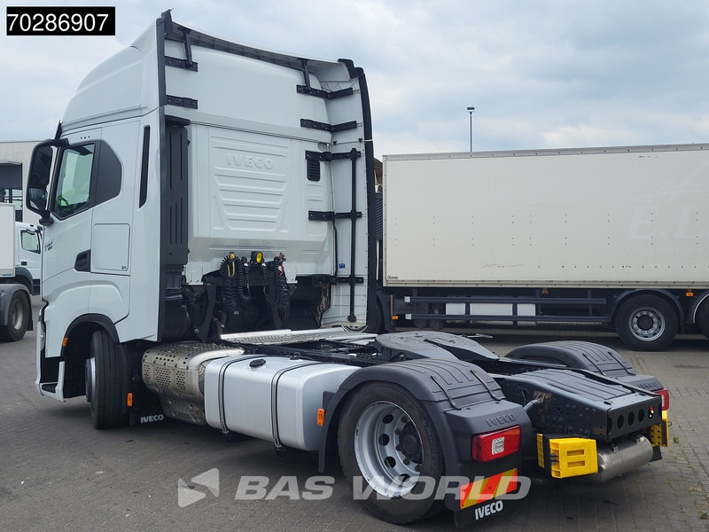 Iveco S-Way 480 4X2 Mega Retarder Standklima 2xTanks Navi ACC LED Euro 6 - Tractor: foto 2 Iveco S-Way 480 4X2 Mega Retarder Standklima 2xTanks Navi ACC LED Euro 6 - Tractor: foto 2