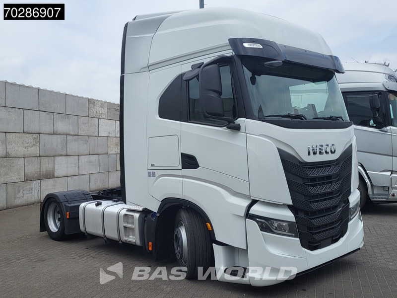 Iveco S-Way 480 4X2 Mega Retarder Standklima 2xTanks Navi ACC LED Euro 6 - Tractor: foto 3 Iveco S-Way 480 4X2 Mega Retarder Standklima 2xTanks Navi ACC LED Euro 6 - Tractor: foto 3