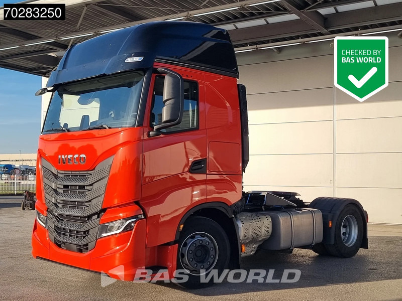 Iveco S-Way 490 4X2 DAMAGED! chassis bent 2x Tanks LED Navi Euro 6 - Tractor: foto 1 Iveco S-Way 490 4X2 DAMAGED! chassis bent 2x Tanks LED Navi Euro 6 - Tractor: foto 1