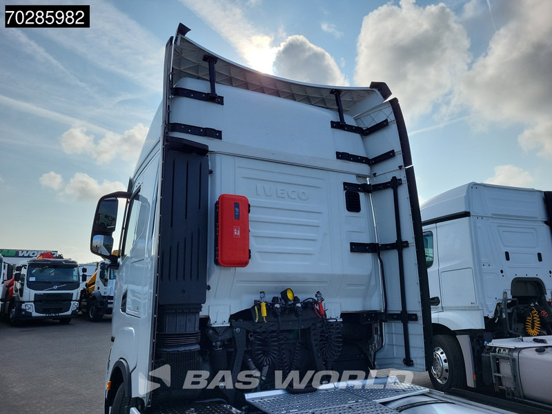 Iveco S-Way 490 4X2 Retarder Standklima 2xTanks Navi ACC LED Euro 6 - Tractor: foto 5 Iveco S-Way 490 4X2 Retarder Standklima 2xTanks Navi ACC LED Euro 6 - Tractor: foto 5