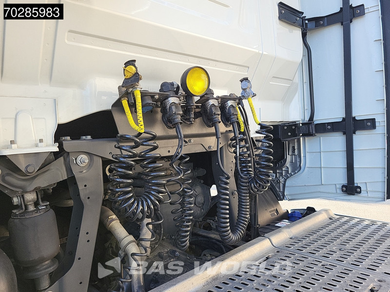 Iveco S-Way 490 4X2 Retarder Standklima 2xTanks Navi ACC LED Euro 6 - Tractor: foto 5 Iveco S-Way 490 4X2 Retarder Standklima 2xTanks Navi ACC LED Euro 6 - Tractor: foto 5