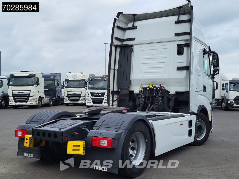 Iveco S-Way 490 4X2 Retarder Standklima 2xTanks Navi ACC LED Euro 6 - Tractor: foto 5 Iveco S-Way 490 4X2 Retarder Standklima 2xTanks Navi ACC LED Euro 6 - Tractor: foto 5