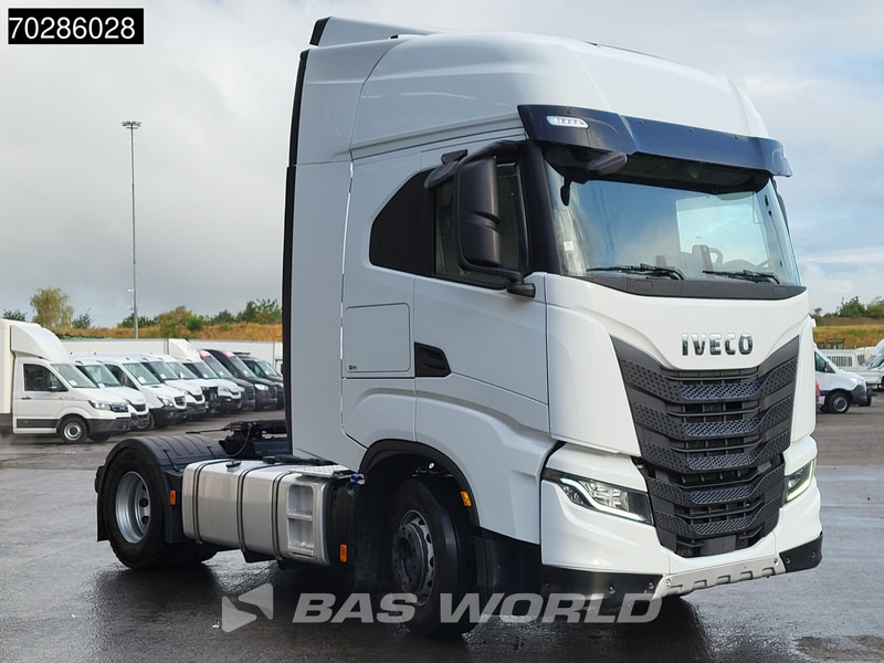 Iveco S-Way 510 S-Way 4X2 Retarder ACC LED Navi Euro 6 - Tractor: foto 3 Iveco S-Way 510 S-Way 4X2 Retarder ACC LED Navi Euro 6 - Tractor: foto 3