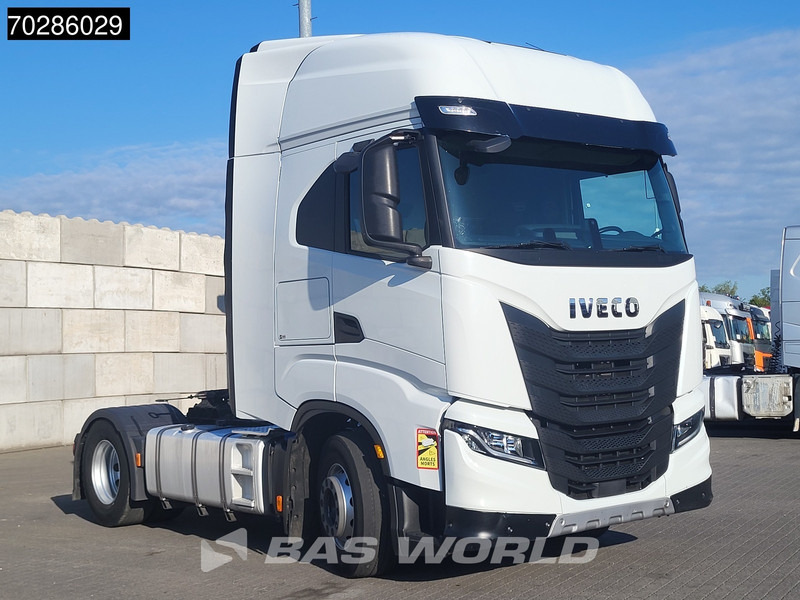 Iveco S-Way 510 S-Way 4X2 Retarder ACC Navi Euro 6 - Tractor: foto 3 Iveco S-Way 510 S-Way 4X2 Retarder ACC Navi Euro 6 - Tractor: foto 3