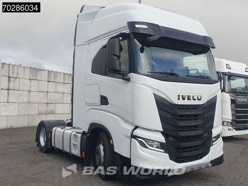 Iveco S-Way 510 S-Way 4X2 Retarder ACC Navi Standklima Euro 6 - Tractor: foto 3 Iveco S-Way 510 S-Way 4X2 Retarder ACC Navi Standklima Euro 6 - Tractor: foto 3