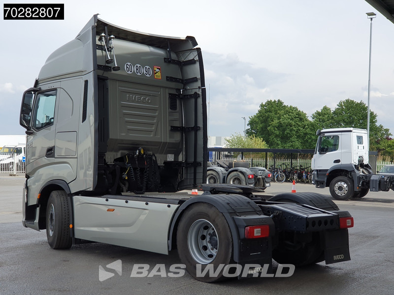 Iveco S-Way 530 4X2 Retarder Standklima LED Navi Euro 6 - Tractor: foto 2 Iveco S-Way 530 4X2 Retarder Standklima LED Navi Euro 6 - Tractor: foto 2