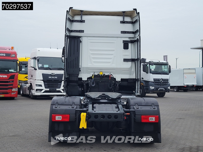 Iveco S-Way 580 4X2 NEW! 2x Tanks Standklima Navi ACC LED Euro 6 - Tractor: foto 3 Iveco S-Way 580 4X2 NEW! 2x Tanks Standklima Navi ACC LED Euro 6 - Tractor: foto 3