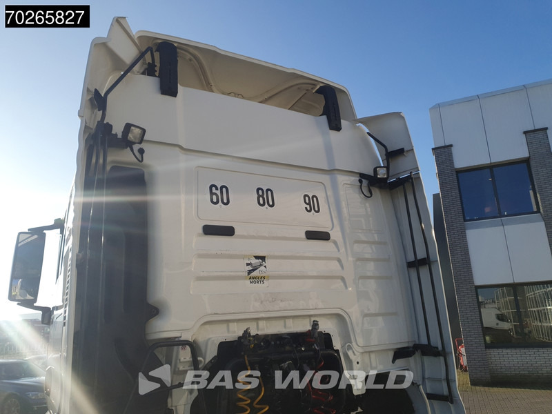 MAN TGX 18.460 4X2 XLX Retarder 2x Tanks ACC Standklima - Tractor: foto 5 MAN TGX 18.460 4X2 XLX Retarder 2x Tanks ACC Standklima - Tractor: foto 5
