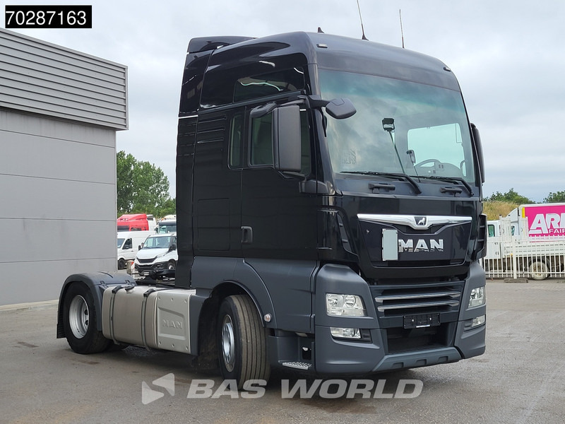 MAN TGX 18.470 4X2 XXL Retarder 2x Tanks Standklima ACC Navi Euro 6 - Tractor: foto 3 MAN TGX 18.470 4X2 XXL Retarder 2x Tanks Standklima ACC Navi Euro 6 - Tractor: foto 3