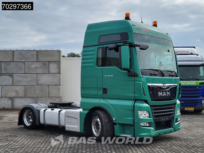 MAN TGX 18.500 TGX 4X2 Mega XXL Retarder 2xTanks ACC Euro 6 - Tractor: foto 3 MAN TGX 18.500 TGX 4X2 Mega XXL Retarder 2xTanks ACC Euro 6 - Tractor: foto 3